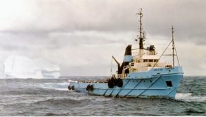 Iceberg Towing in Oil Rigs serves as source of inspiration for Iceberg Water